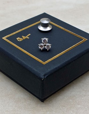 Karfitsa-treis-teleies-lefki-asimenia-photo02